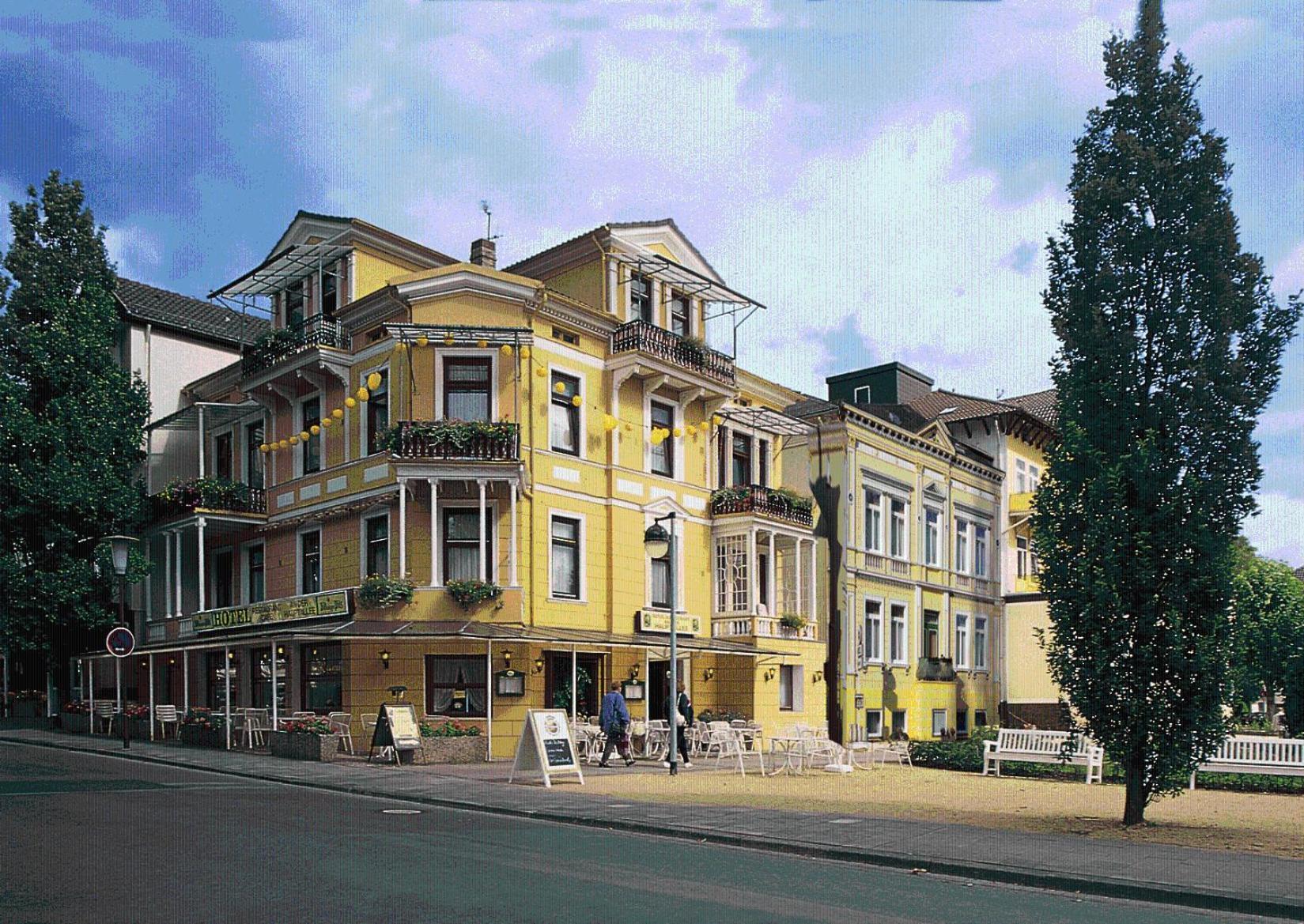 Hotel An Der Hauptallee Bad Pyrmont Exterior photo
